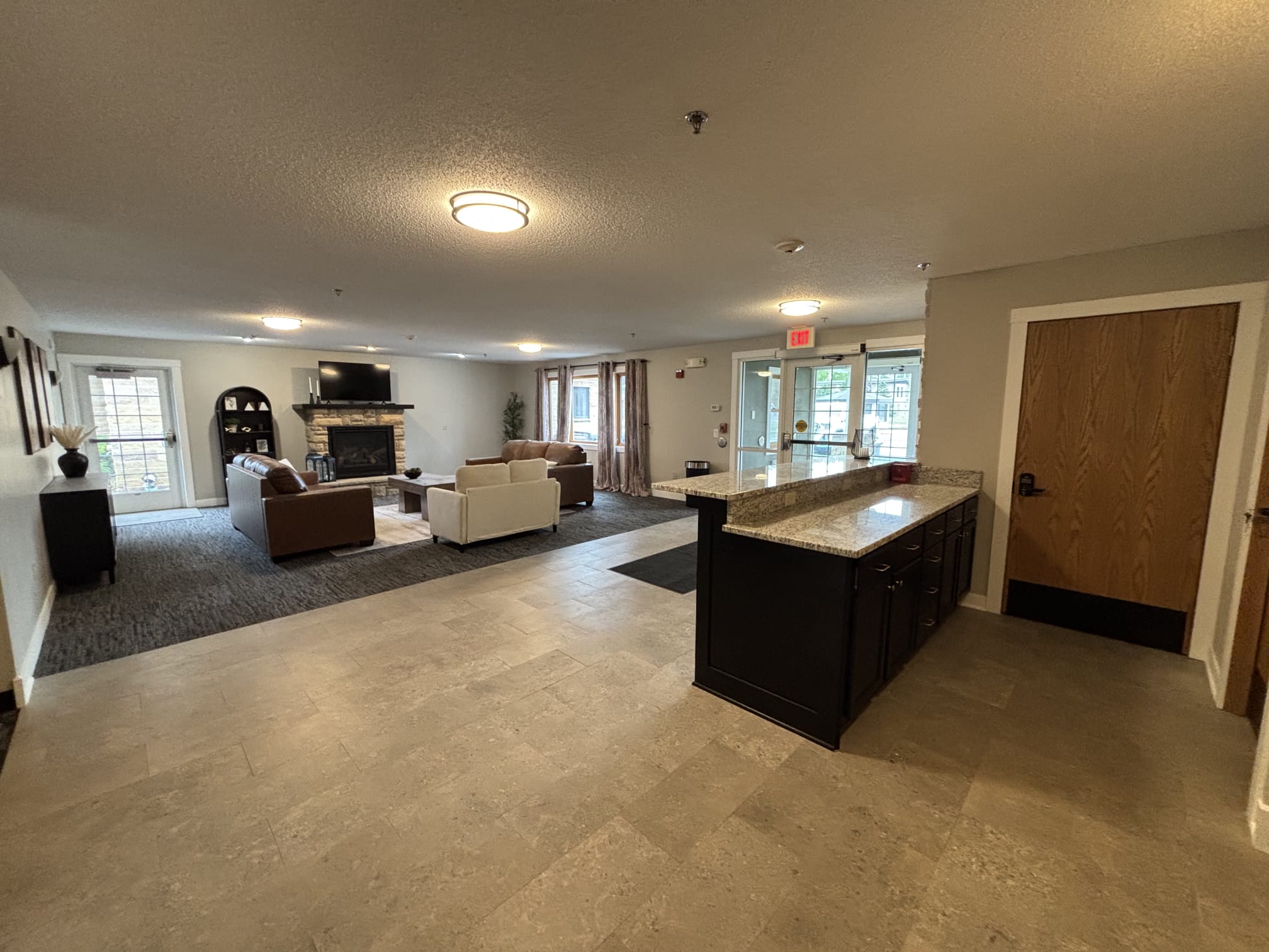 Parkside Inn & Suites Photo - Parkside Inn & Suites in Arlington
